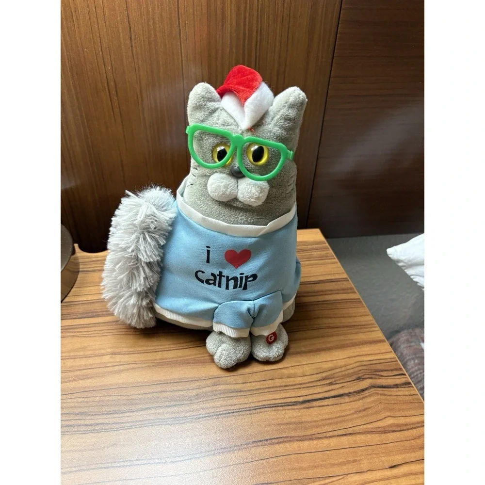Gemmy Christmas Animated Musical Cat I LOVE CATNIP/BABY GOT BACK Plush Toy 11